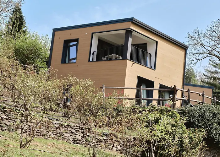 Rossolampone Feriegård San Bernardino Verbano